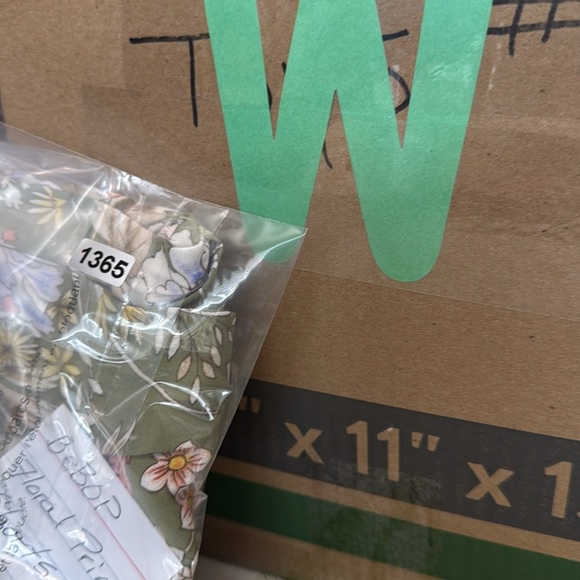 BEBOP Floral Print Womens Shorts Drawstring Waist Pom-Pom Hem Size Medium - Picture 8 of 8